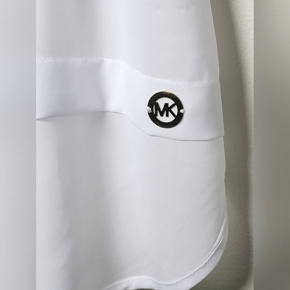 Women's Michael Kors White Layered Flowy Tank Top, Size Medium - Picture 2 of 3